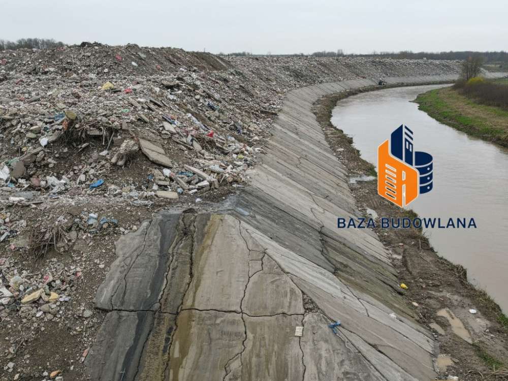 Bariera nie do przebicia: Jak właściwości samouszczelniające bentonitu chronią polskie wody gruntowe?