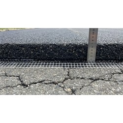 siatka_szklana_do_zbrojenia_asfaltu_1.jpg