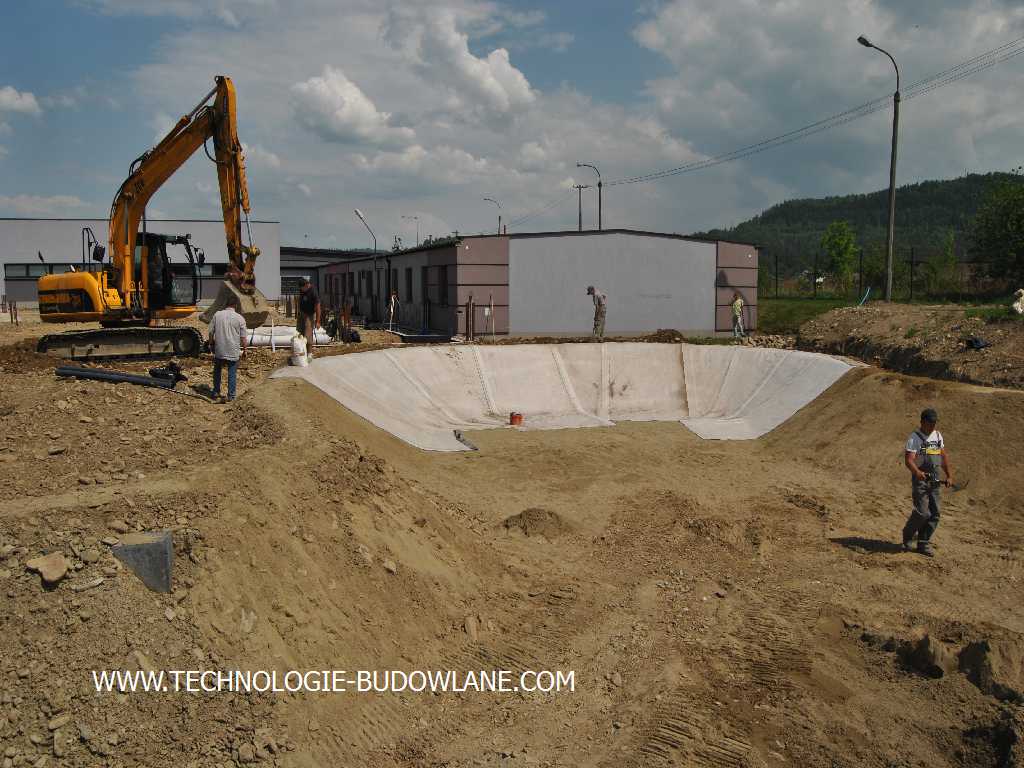 Mata_bentonitowa_izolacja_034.jpg
